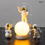 Conjunto Astronautas + Luminária Decoração Estátuas