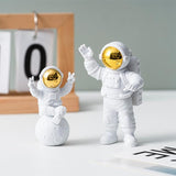 Conjunto Astronautas + Luminária Decoração Estátuas